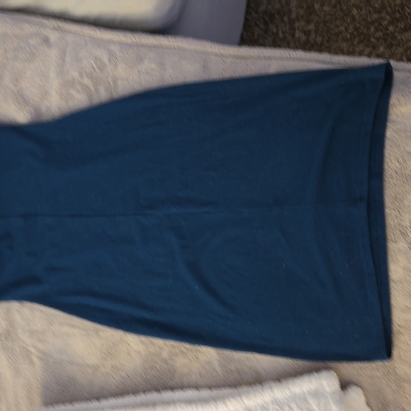 Dress - Picture 6 of 6